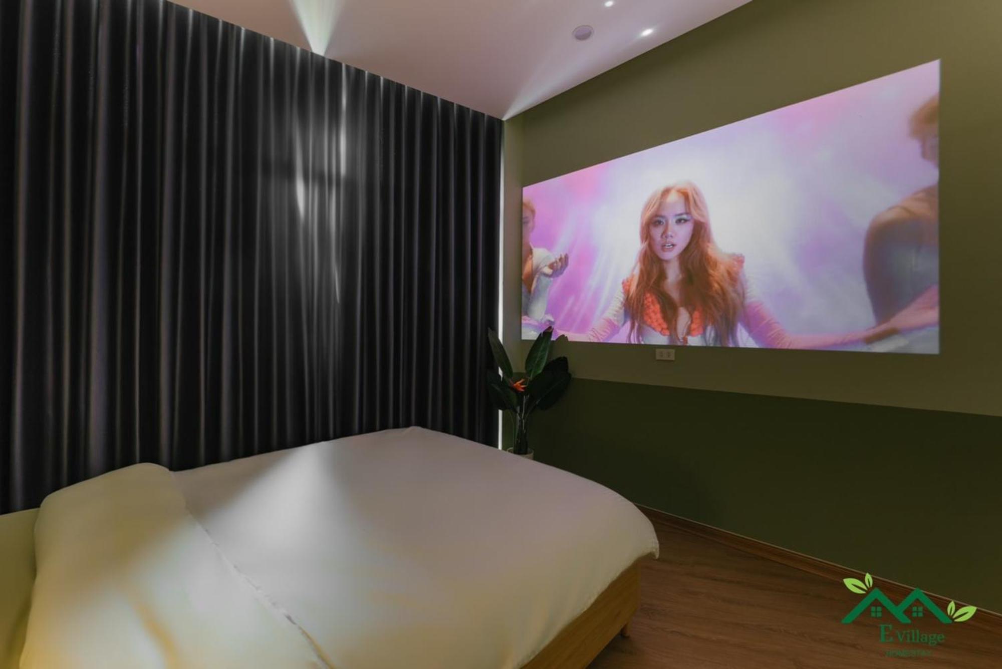 E Village Hotel Hanoi Bagian luar foto