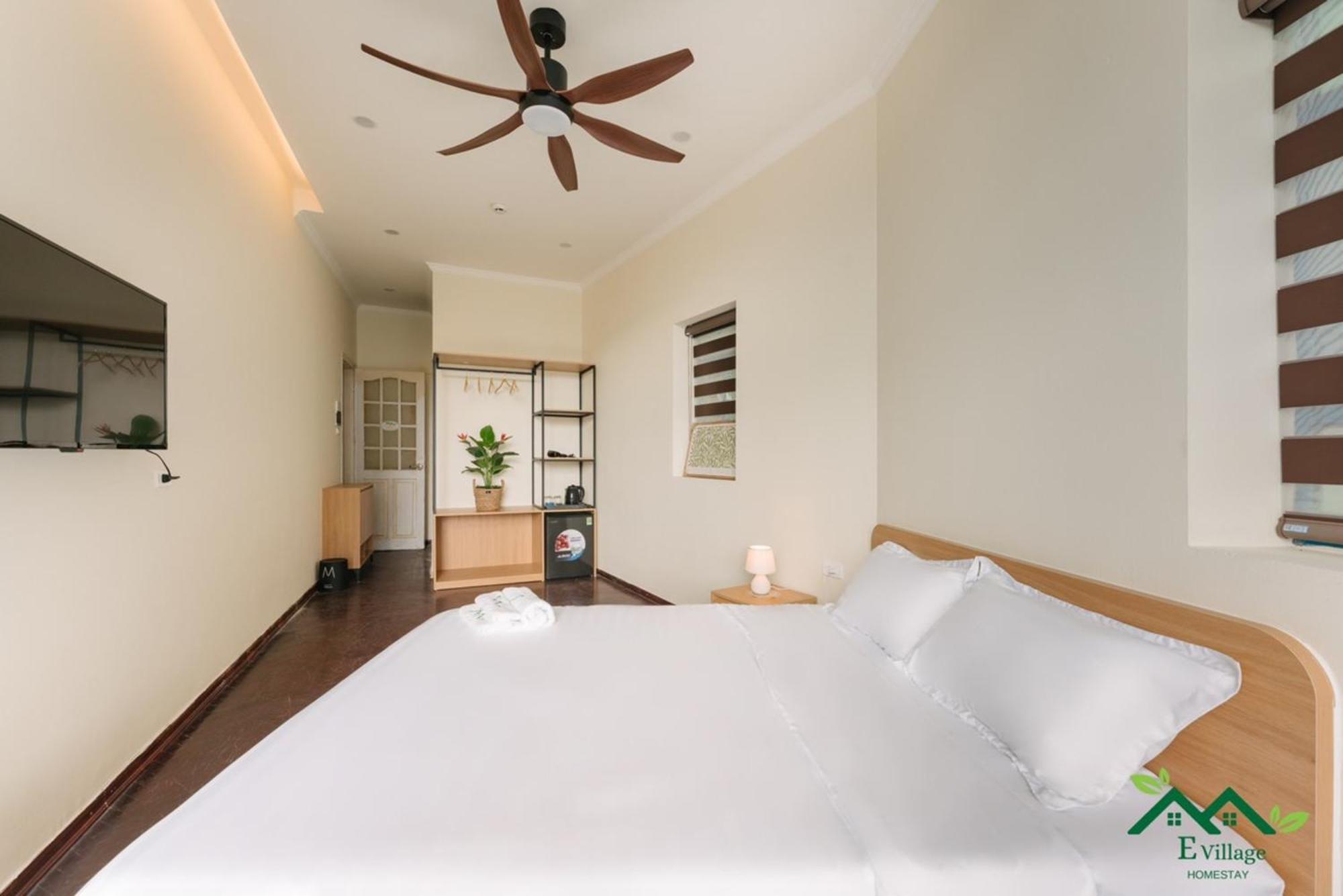 E Village Hotel Hanoi Bagian luar foto