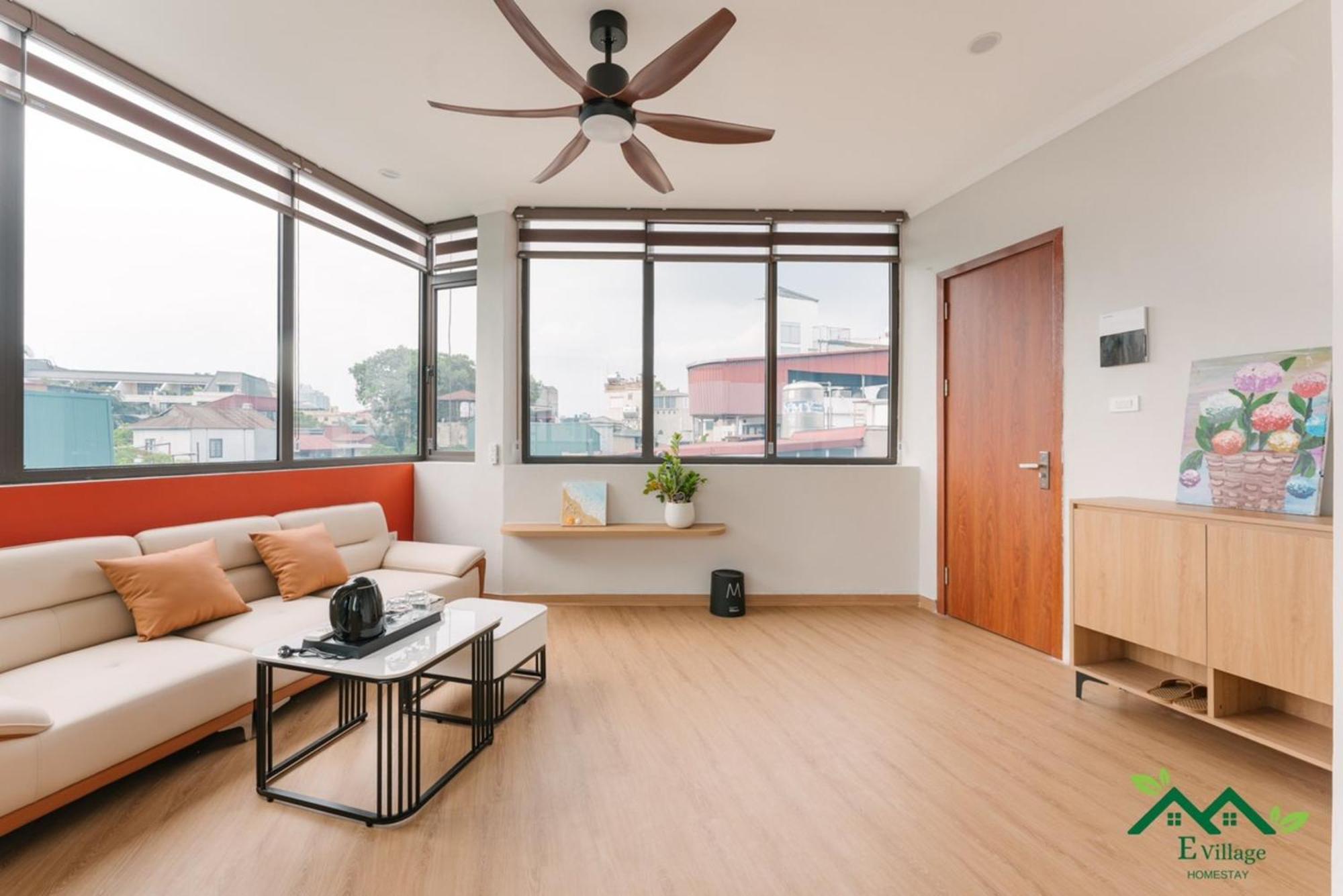 E Village Hotel Hanoi Bagian luar foto