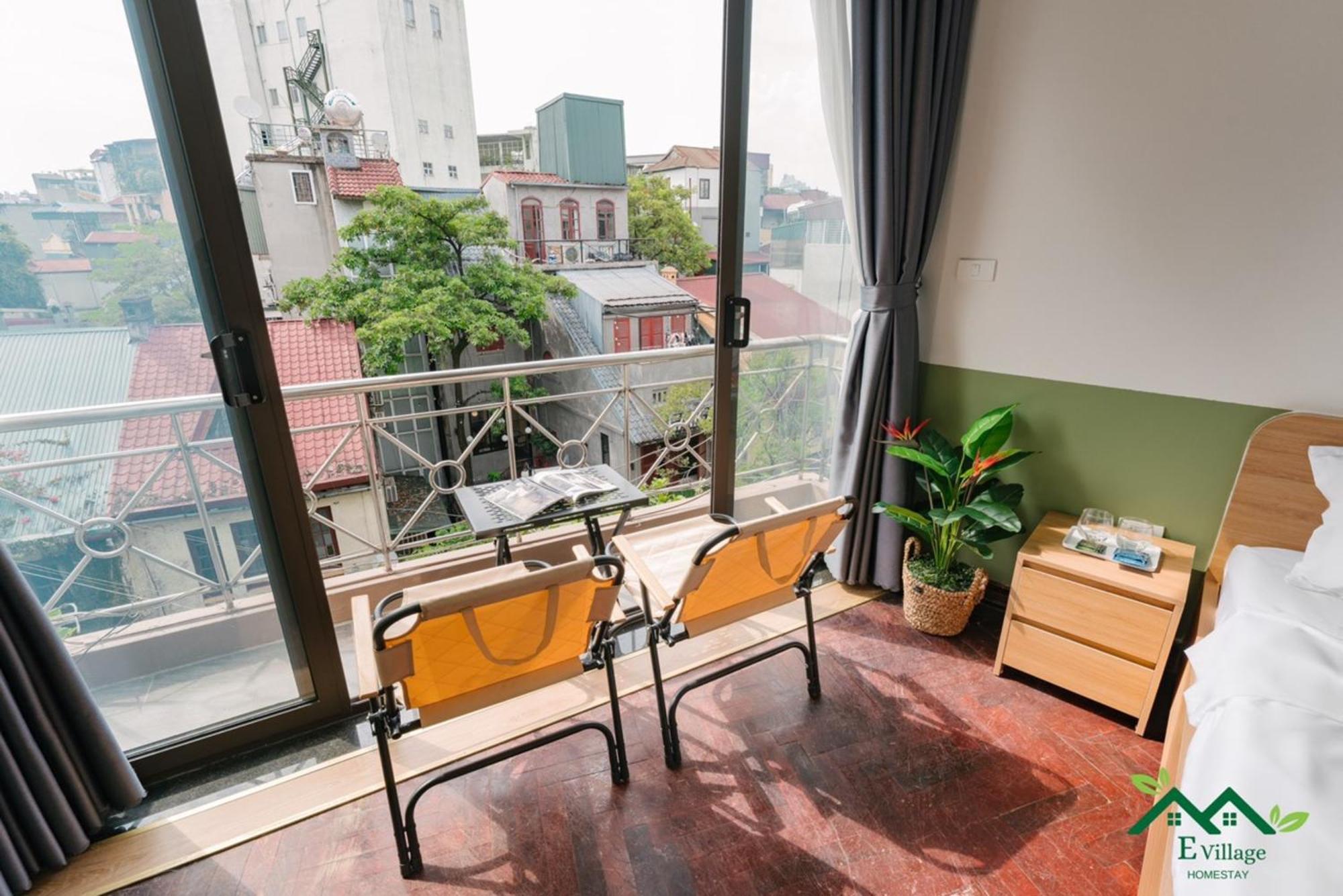 E Village Hotel Hanoi Bagian luar foto