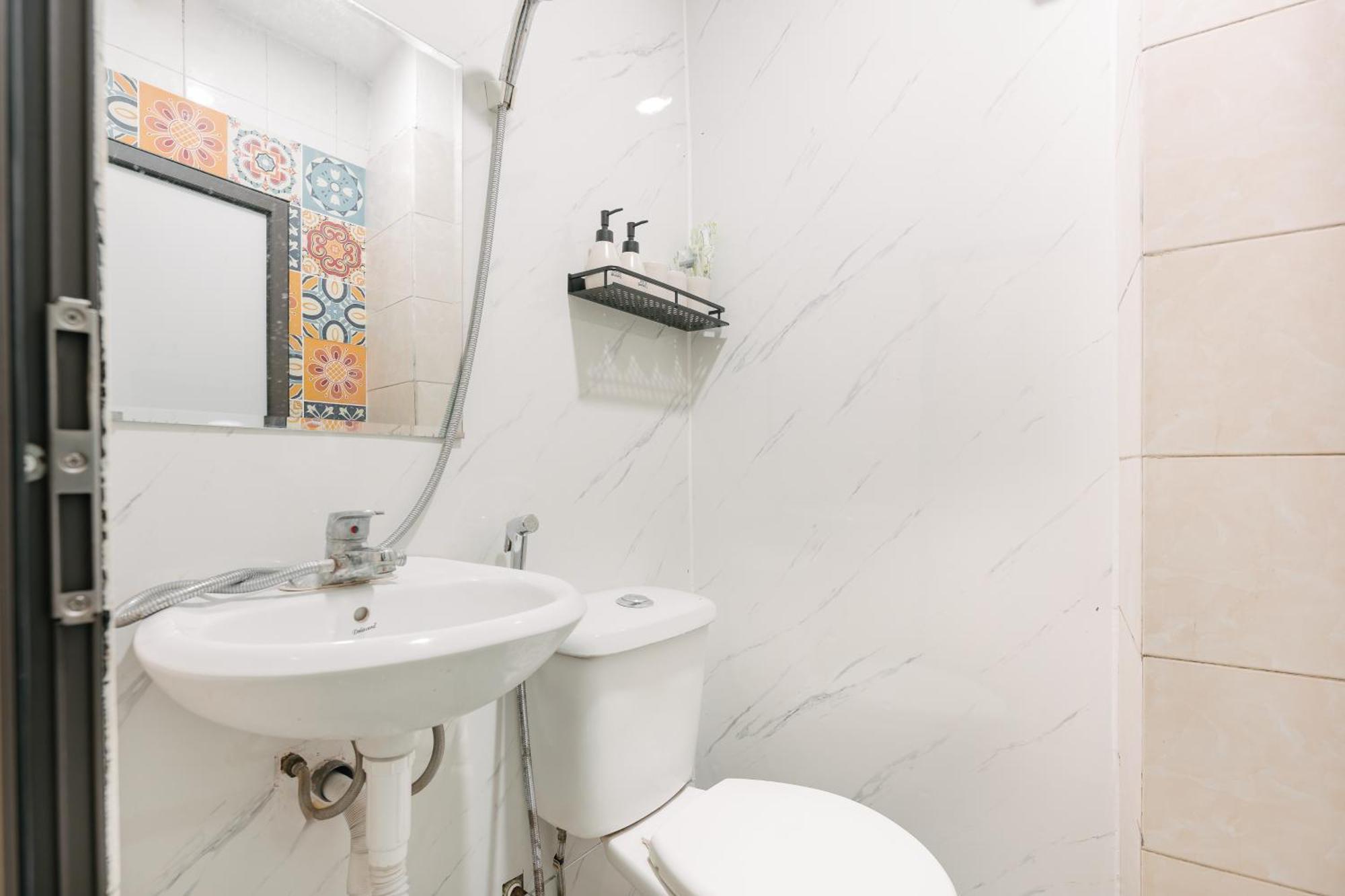 E Village Hotel Hanoi Bagian luar foto
